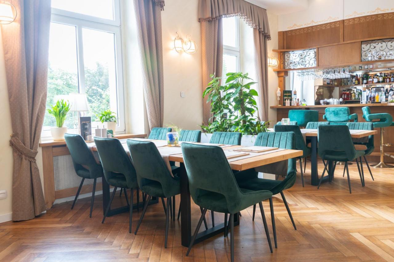 Sztuka Smaku - Restauracja I Hotelik Swidnica  Ngoại thất bức ảnh