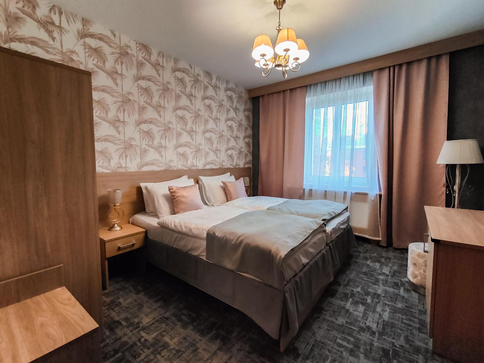 Sztuka Smaku - Restauracja I Hotelik Swidnica  Ngoại thất bức ảnh